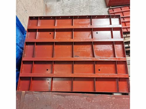 云南護型模板廠家與金屬材料 構(gòu)建現(xiàn)代工程的堅實基石